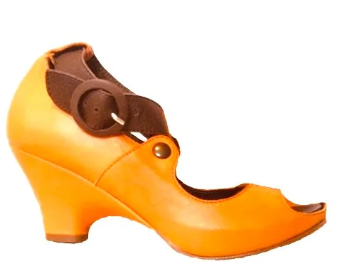 Deja Vous Orange and brown-Las pairs 35 and 37!