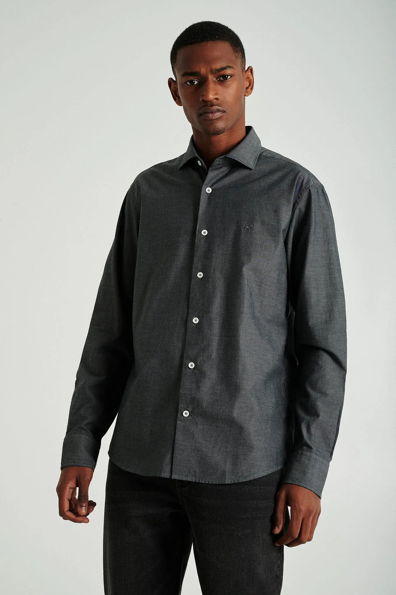 Slim fit chambray shirt