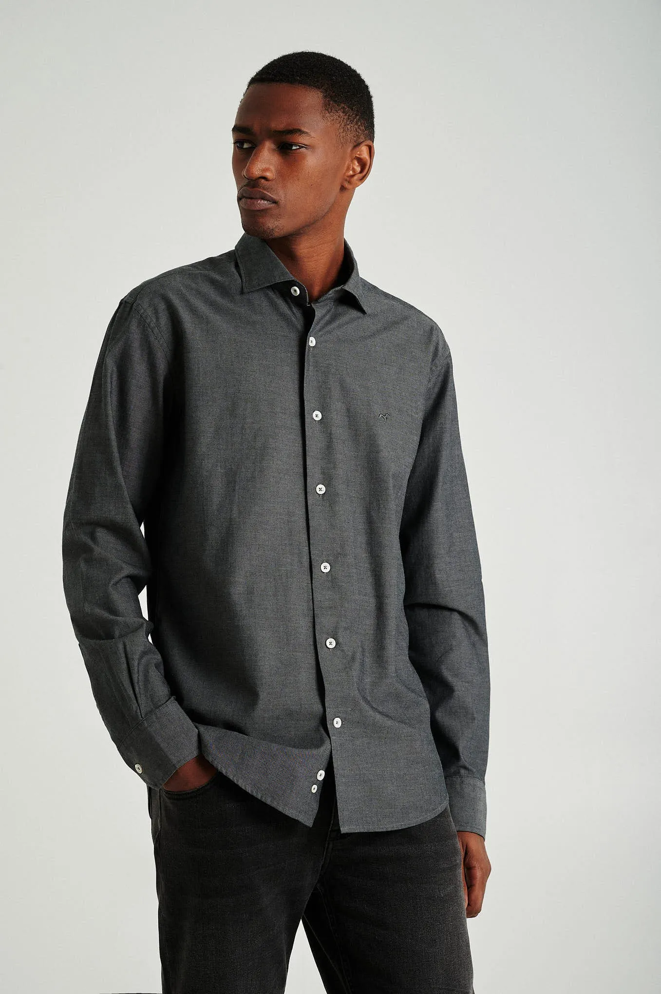 Slim fit chambray shirt